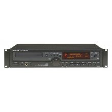 CD плеер Tascam CD-RW750