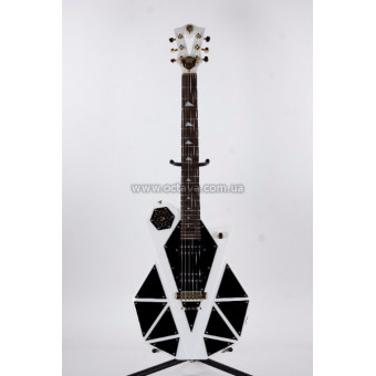 Електрогітара Universum Guitars Sofia Black and White