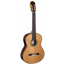 Классическая гитара Admira A25