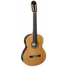 Классическая гитара Admira A8